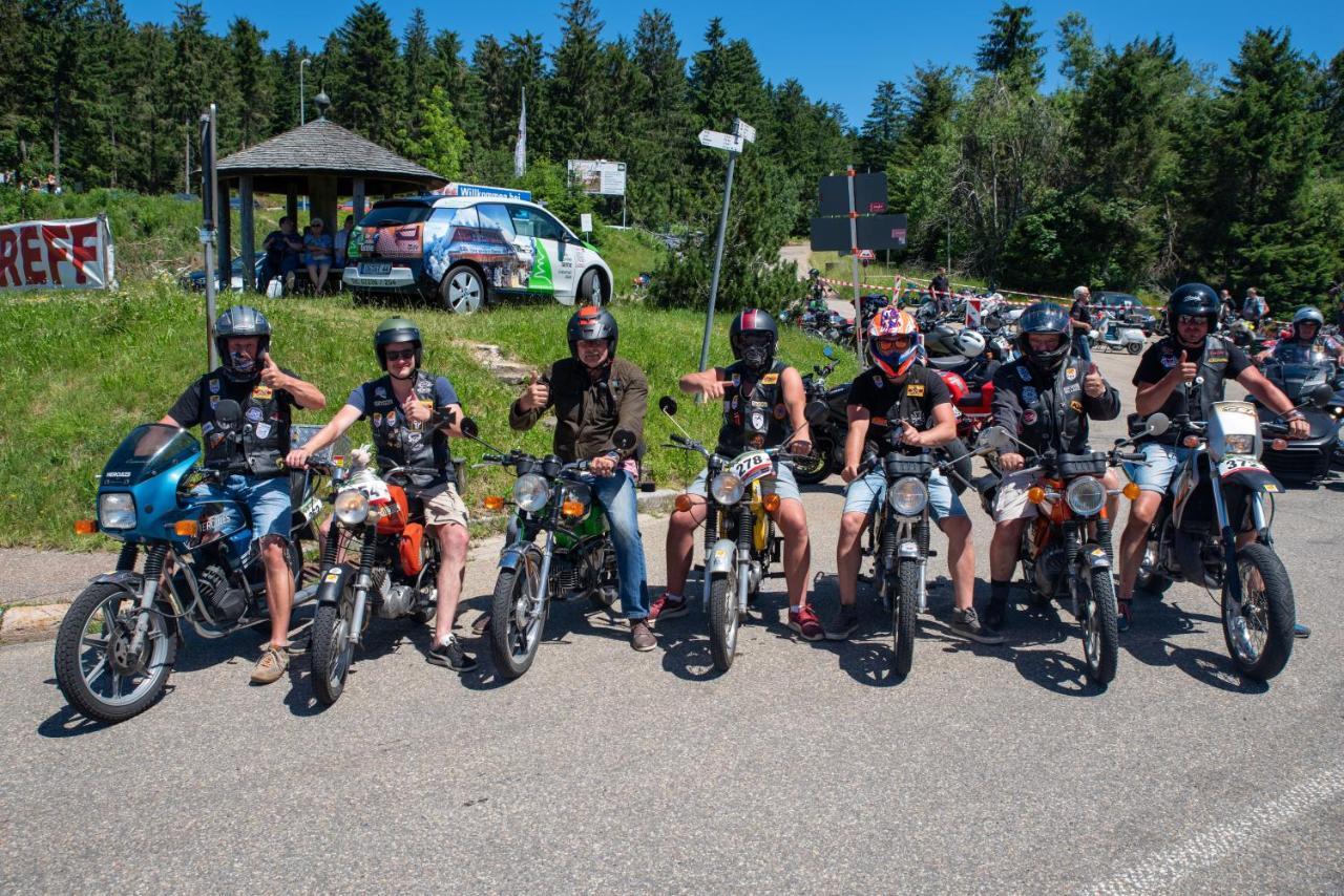 Zur Grossen Tanne Hotell Bühl Exteriör bild